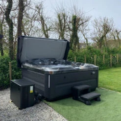 Aquark® Mr Silence 7kW Air Source Heat Pump For Hot Tub/Swim Spa/Pool 23 Aquark® Mr Silence 7kW Air Source Heat Pump For Hot Tub/Swim Spa/Pool -Swim Spa Store 7kwheatpump 2