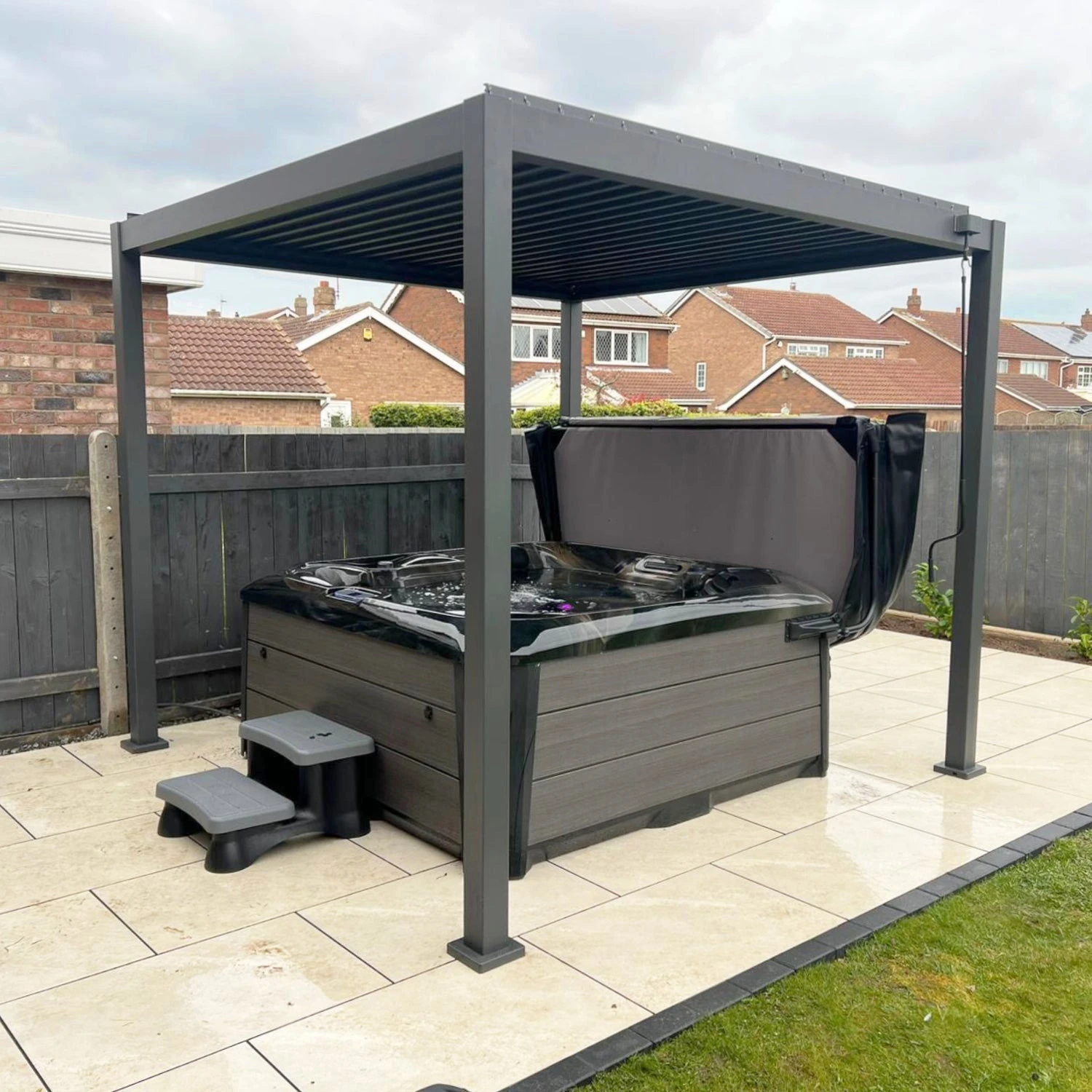Heavy-Duty Aluminium Pergola With Louvred Roof - 3x3m 17 Heavy-Duty Aluminium Pergola With Louvred Roof - 3x3m - Image 17