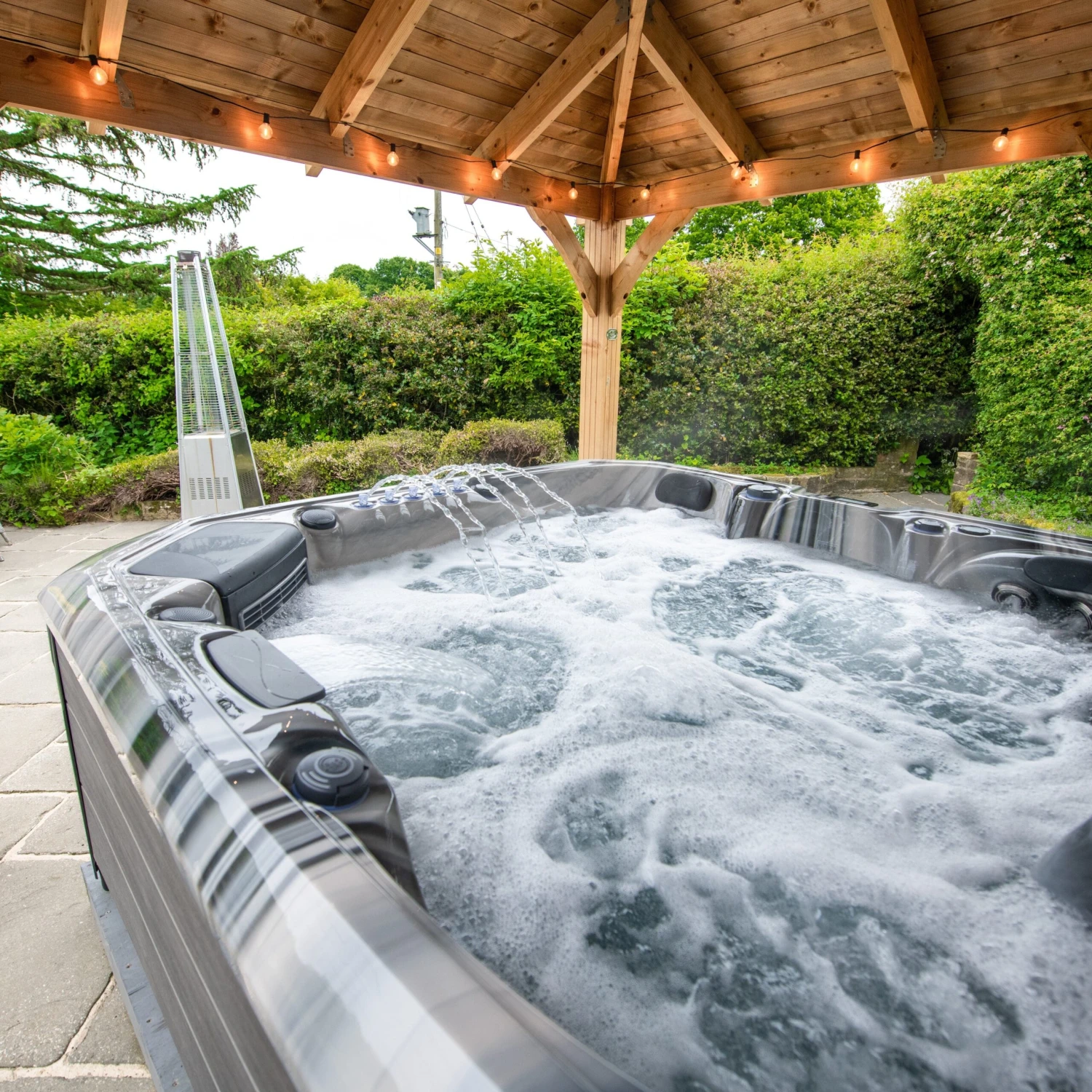 Outdoor Barcelona - 5 Person Hot Tub With 2 Loungers 14 Outdoor Barcelona - 5 Person Hot Tub With 2 Loungers - Image 14