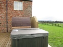 Deluxe 185 - 4 To 5 Person Indoor/Outdoor Barrel Sauna -Swim Spa Store Burn Lodge Sauna 2 c959e2dd 98ce 479a a27c 434919d5cece