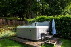 Holiday Let 5 - 5 Person Hot Tub With 1 Lounger 24 Holiday Let 5 - 5 Person Hot Tub With 1 Lounger -Swim Spa Store HolidayLetRobinHoodFarmLifestyle 152