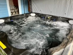 Jacuzzi® J235™ / J235IP™ - 6 Person Hot Tub With 1 Lounger -Swim Spa Store J235MidnightDriftwood Will3