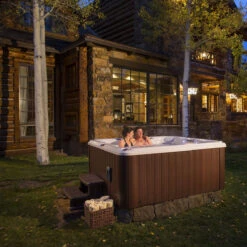 Jacuzzi® J245™ / J245IP™ - 7 Person Hot Tub -Swim Spa Store J245IP PL RC Life ace64115 ce02 4c40 b623 624fcf07a3c9