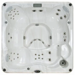 Jacuzzi® J275™ ProLast™ Hot Tub Winter Cover