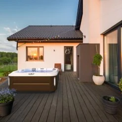 Jacuzzi® J355IP™ - 6 Person Hot Tub With 1 Lounger -Swim Spa Store J355lifestyle2020