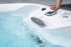 Jacuzzi® PowerPro™ J-16™ - 16ft Swim Spa -Swim Spa Store JSS WaterfallControl 3000x2000 901194e6 3af3 45a4 b3ac 7a4050d5148c 881b638d 0784 43fc a491 20fe8aed3fdc