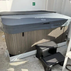 Jacuzzi® Lodge™ M - 4-5 Person Hot Tub -Swim Spa Store JacuzziLodgeMHotTub6
