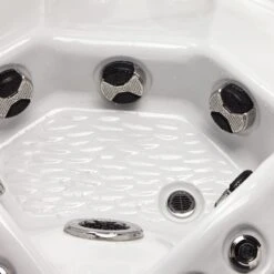 Outdoor Marseille - 5 Person Hot Tub With 2 Loungers 34 Outdoor Marseille - 5 Person Hot Tub With 2 Loungers -Swim Spa Store MarseilleHotTub 6