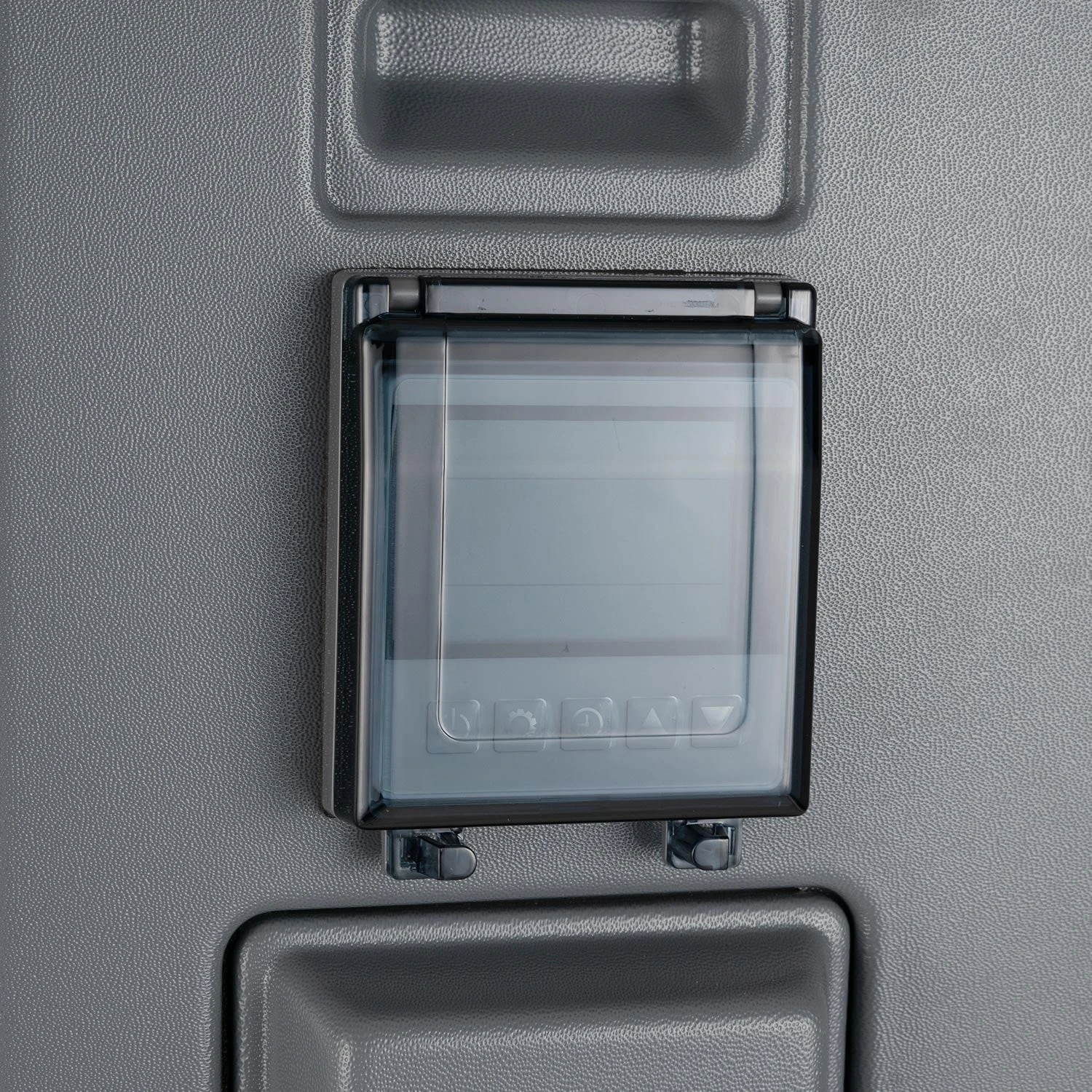 Outdoor 7kW Air Source Heat Pump For Hot Tub / Swim Spa / Pool 7 Outdoor 7kW Air Source Heat Pump For Hot Tub / Swim Spa / Pool - Image 7