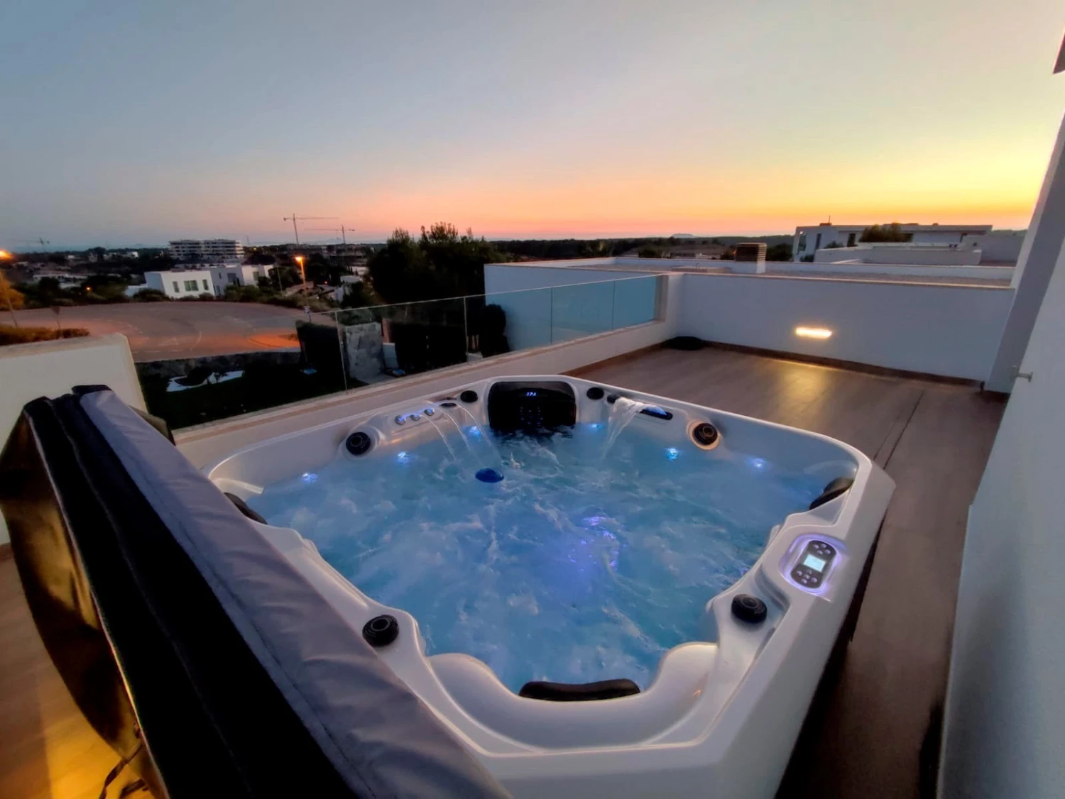 Outdoor Companion - 5 Person Hot Tub With 2 Loungers 16 Outdoor Companion - 5 Person Hot Tub With 2 Loungers - Image 16