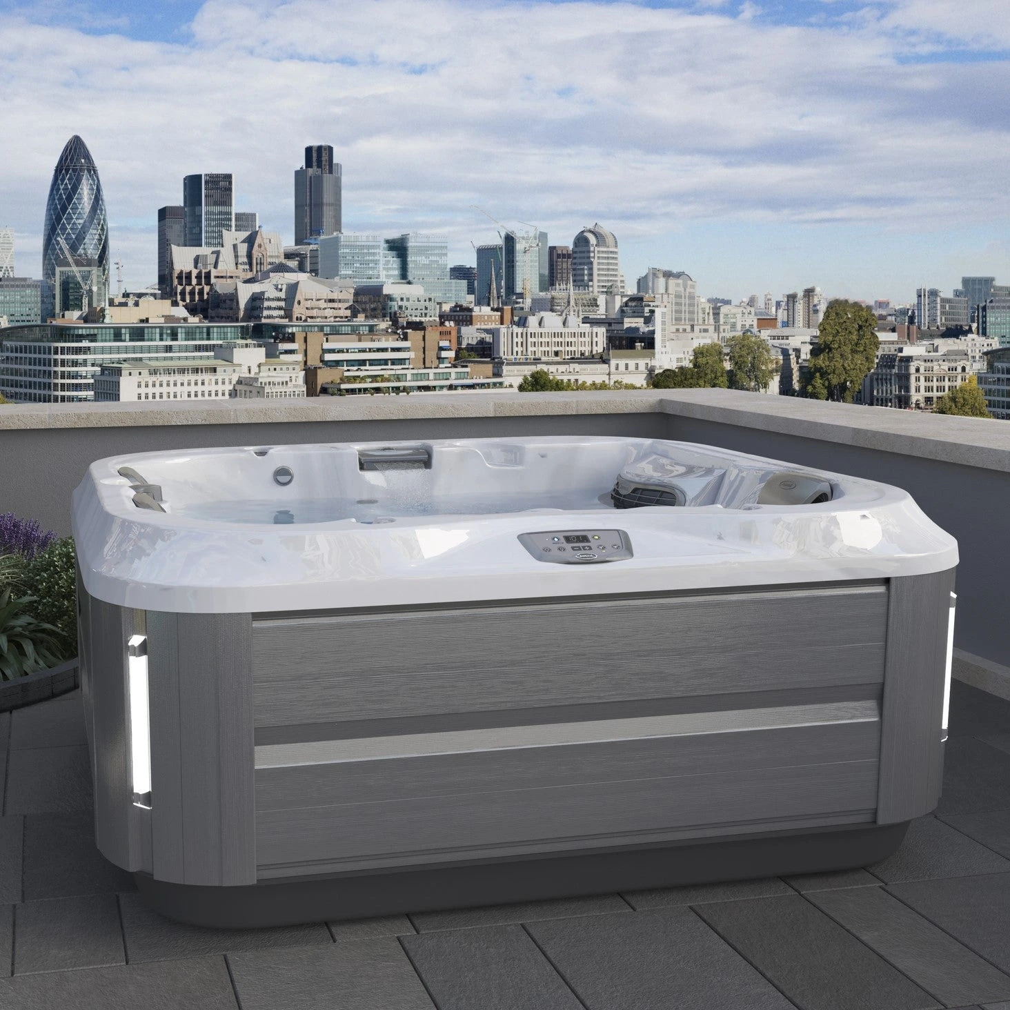 Jacuzzi® J315IP™ - 3 Person Hot Tub With 1 Lounger 11 Jacuzzi® J315IP™ - 3 Person Hot Tub With 1 Lounger - Image 11