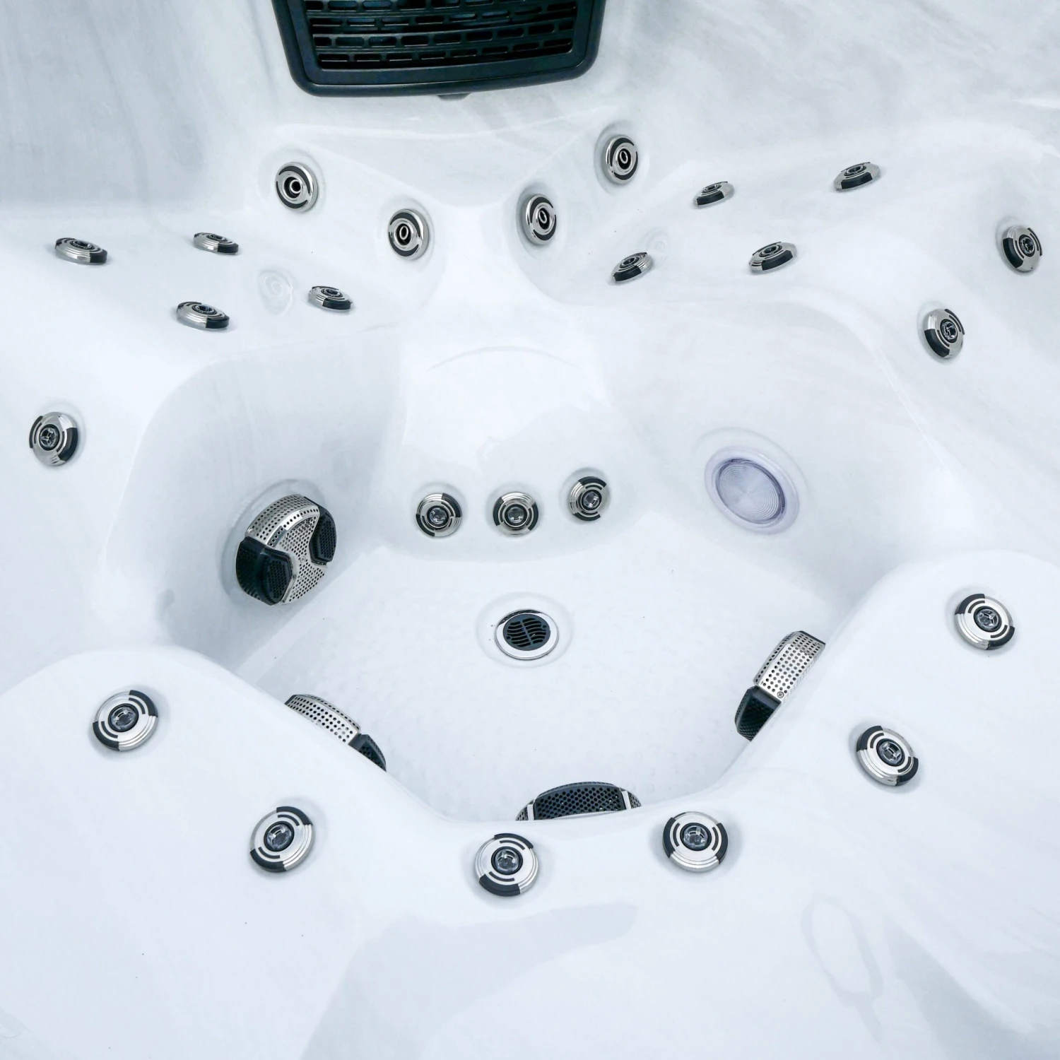 Outdoor Companion - 5 Person Hot Tub With 2 Loungers 6 Outdoor Companion - 5 Person Hot Tub With 2 Loungers - Image 6